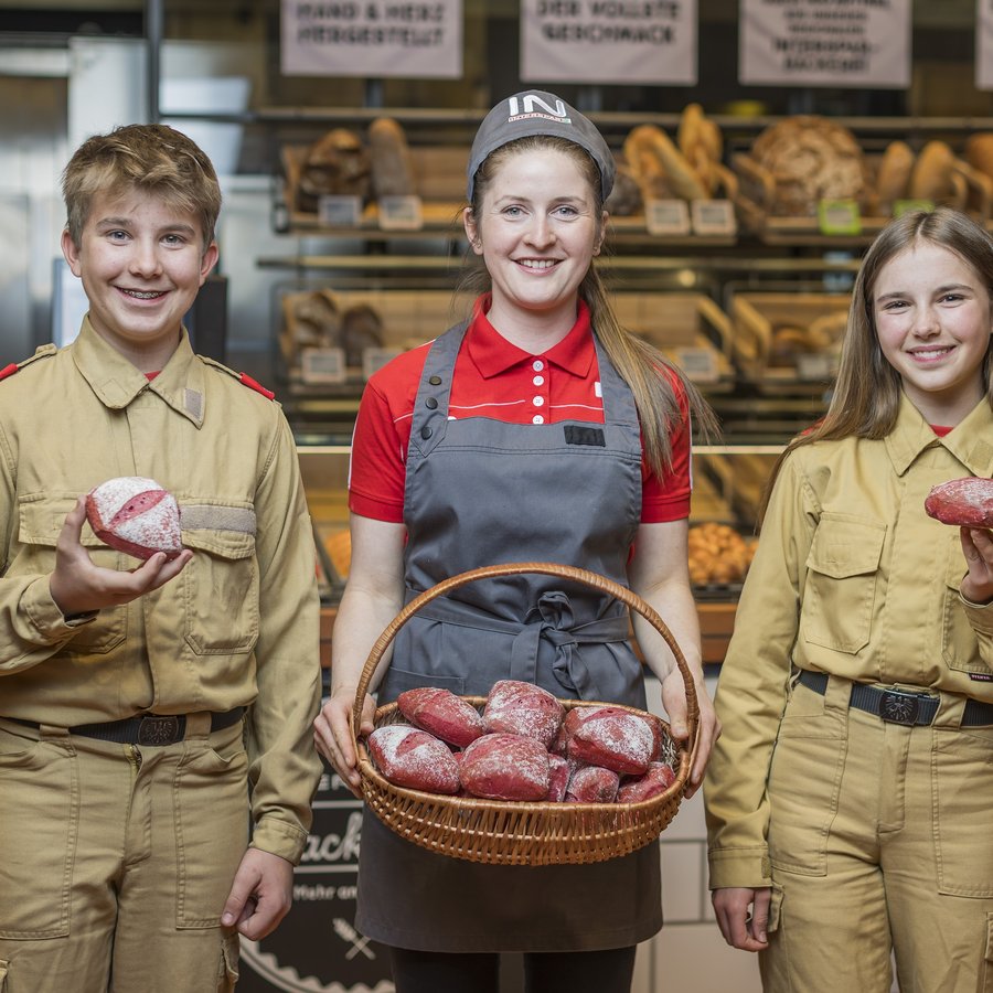 INTERSPAR/Neumayr_Christian Leopold Floriani-Weckerl: Genuss mit Herz für die Feuerwehrjugend