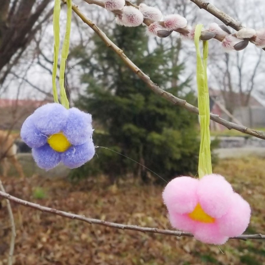 Bastel-Tipp: Bommelige Blumen
