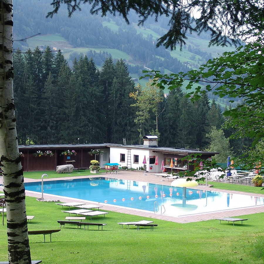 Das Waldschwimmbad der Gemeinde Jochberg