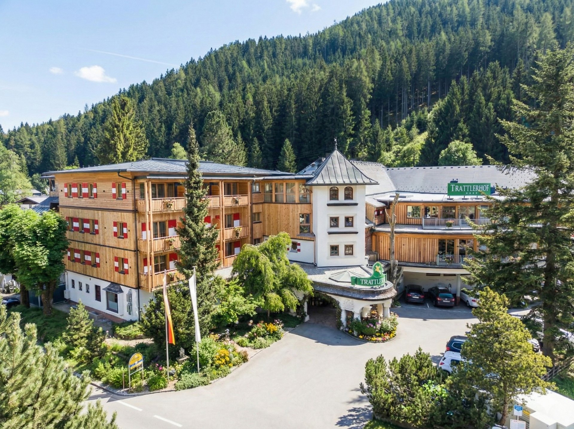 Hotelaussenansicht Hotel Gut Tratllerhof