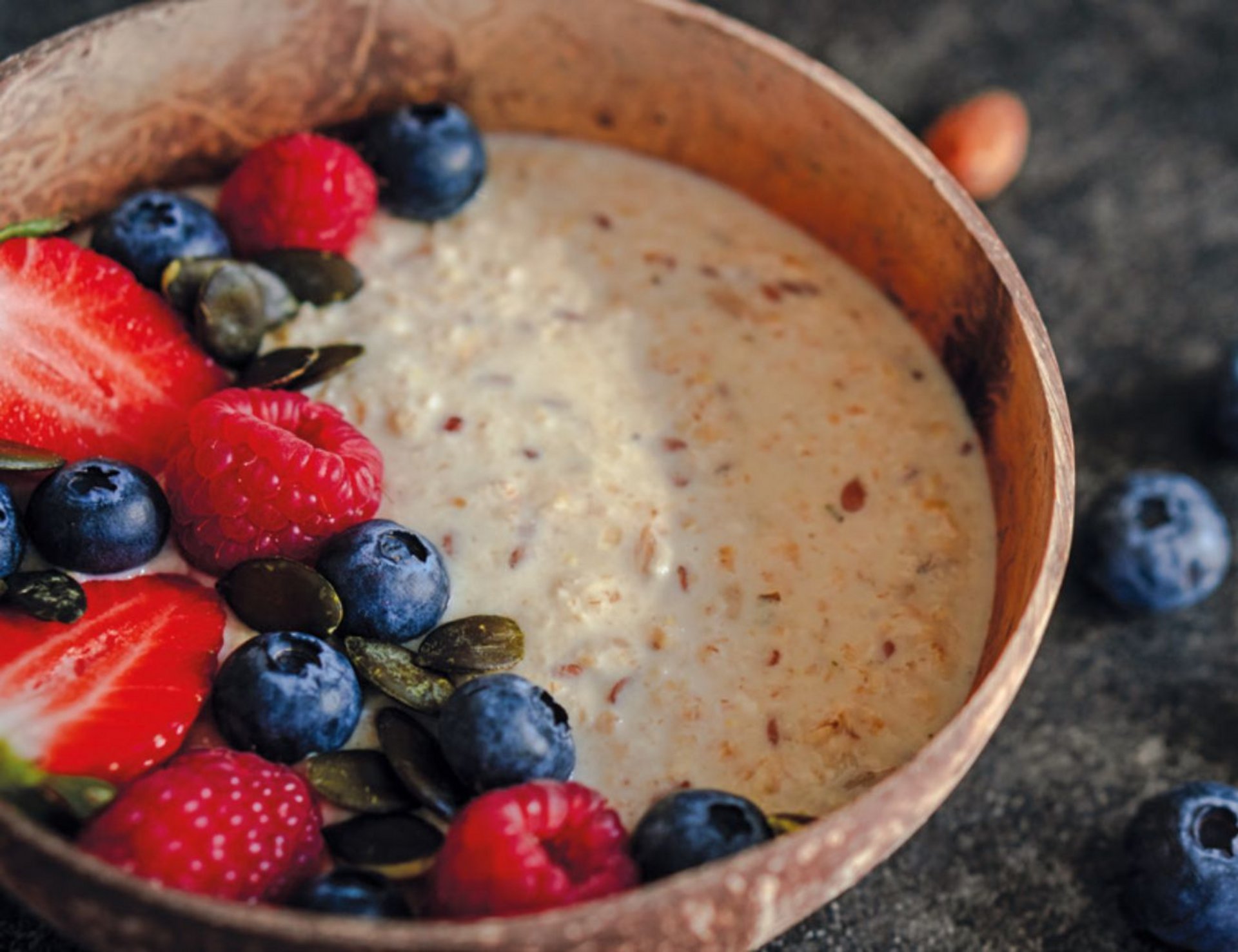 Haferflocken mit Beeren